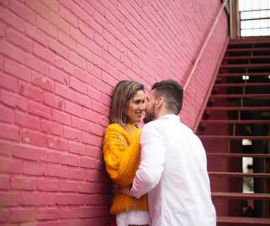 couples kissing