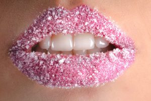 white-granules-on-person-lips